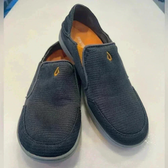 Olukai Nohea mesh men’s sneakers. Gray with orange trim size 8.5